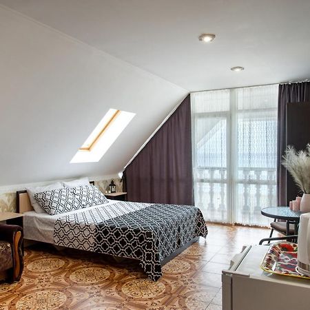 Hôtel Olimp à Zaliznyi Port Extérieur photo