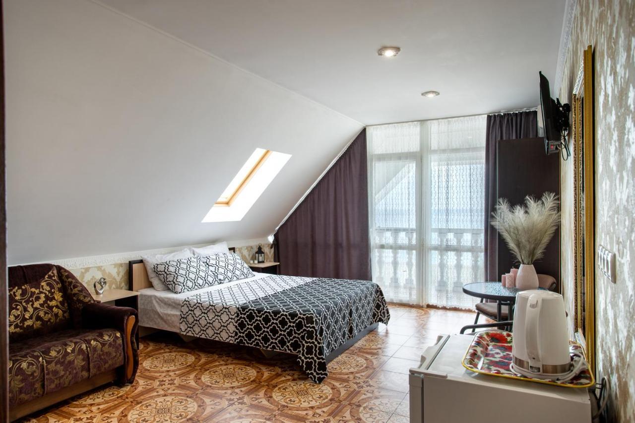 Hôtel Olimp à Zaliznyi Port Extérieur photo