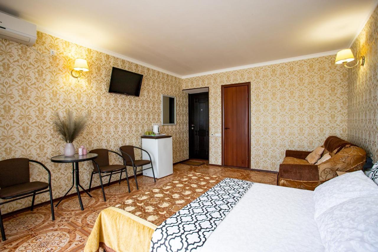Hôtel Olimp à Zaliznyi Port Extérieur photo