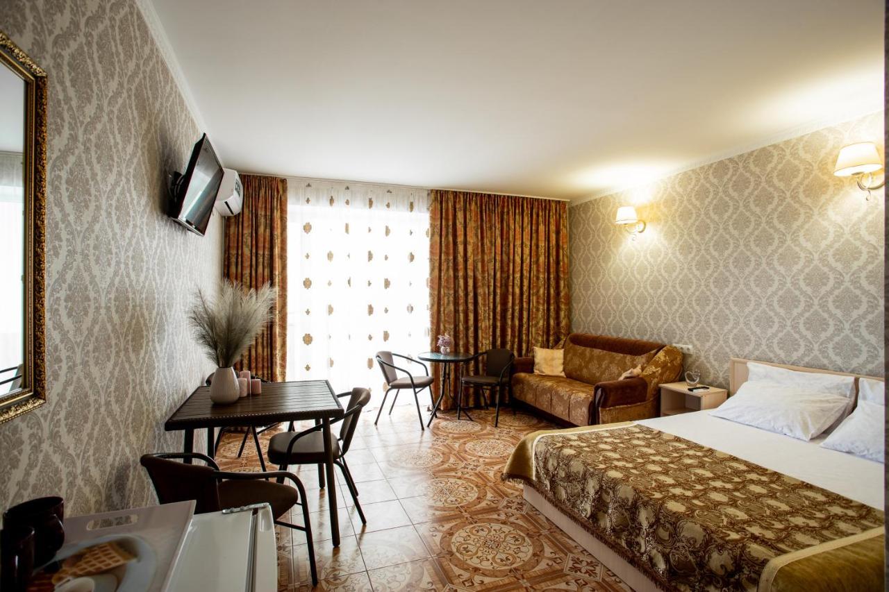 Hôtel Olimp à Zaliznyi Port Extérieur photo