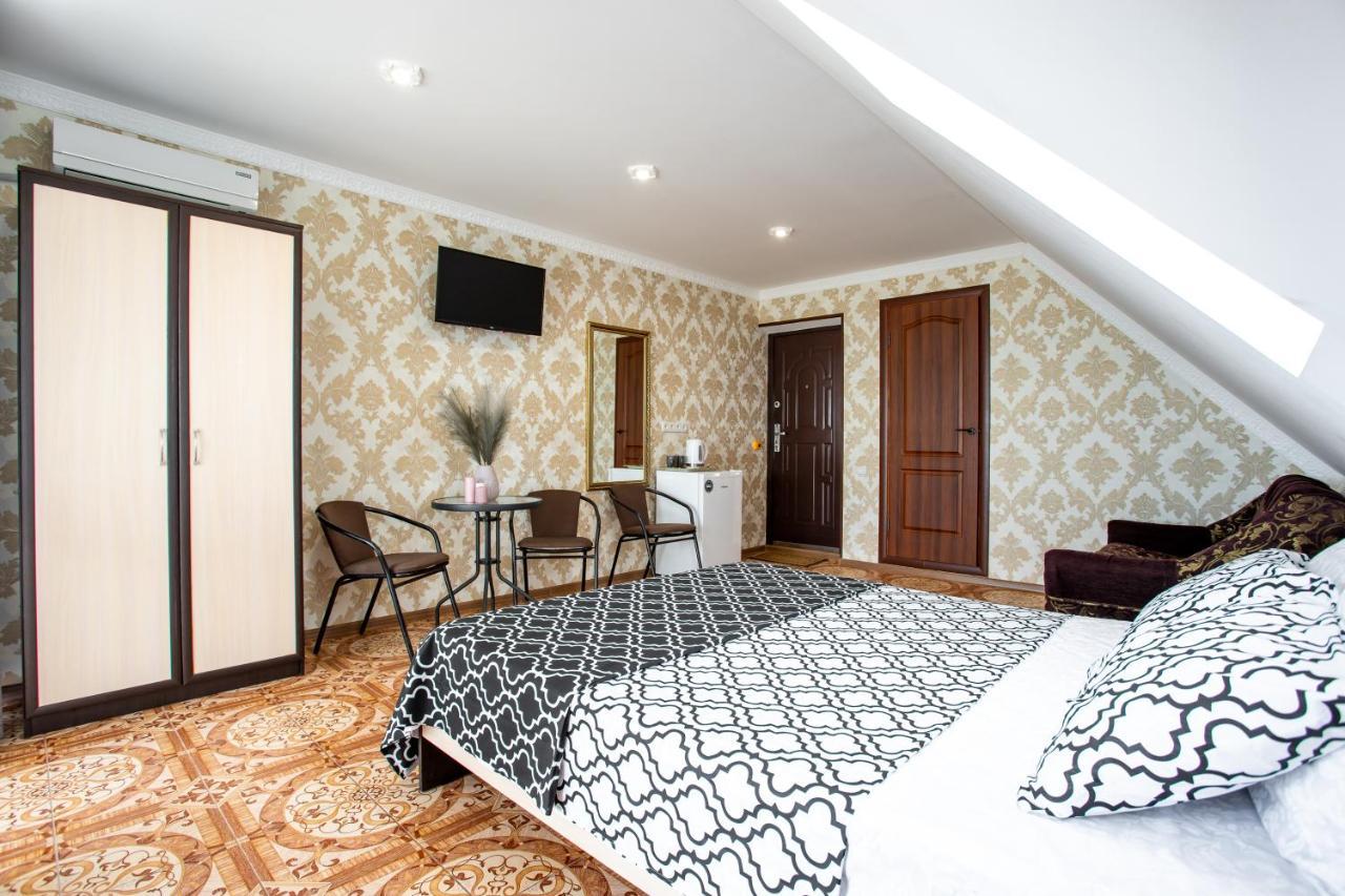 Hôtel Olimp à Zaliznyi Port Extérieur photo