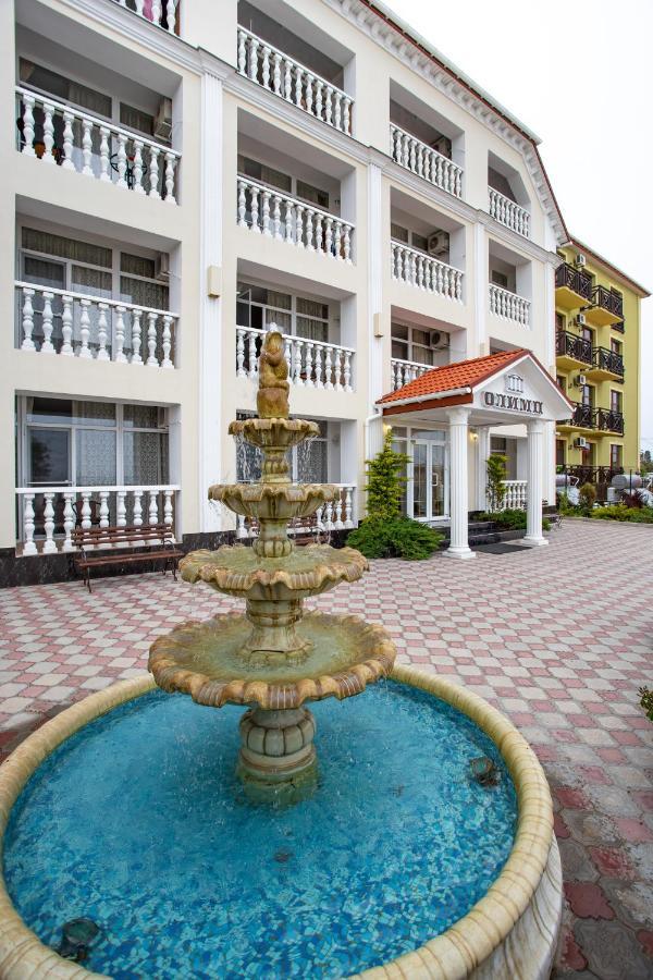 Hôtel Olimp à Zaliznyi Port Extérieur photo