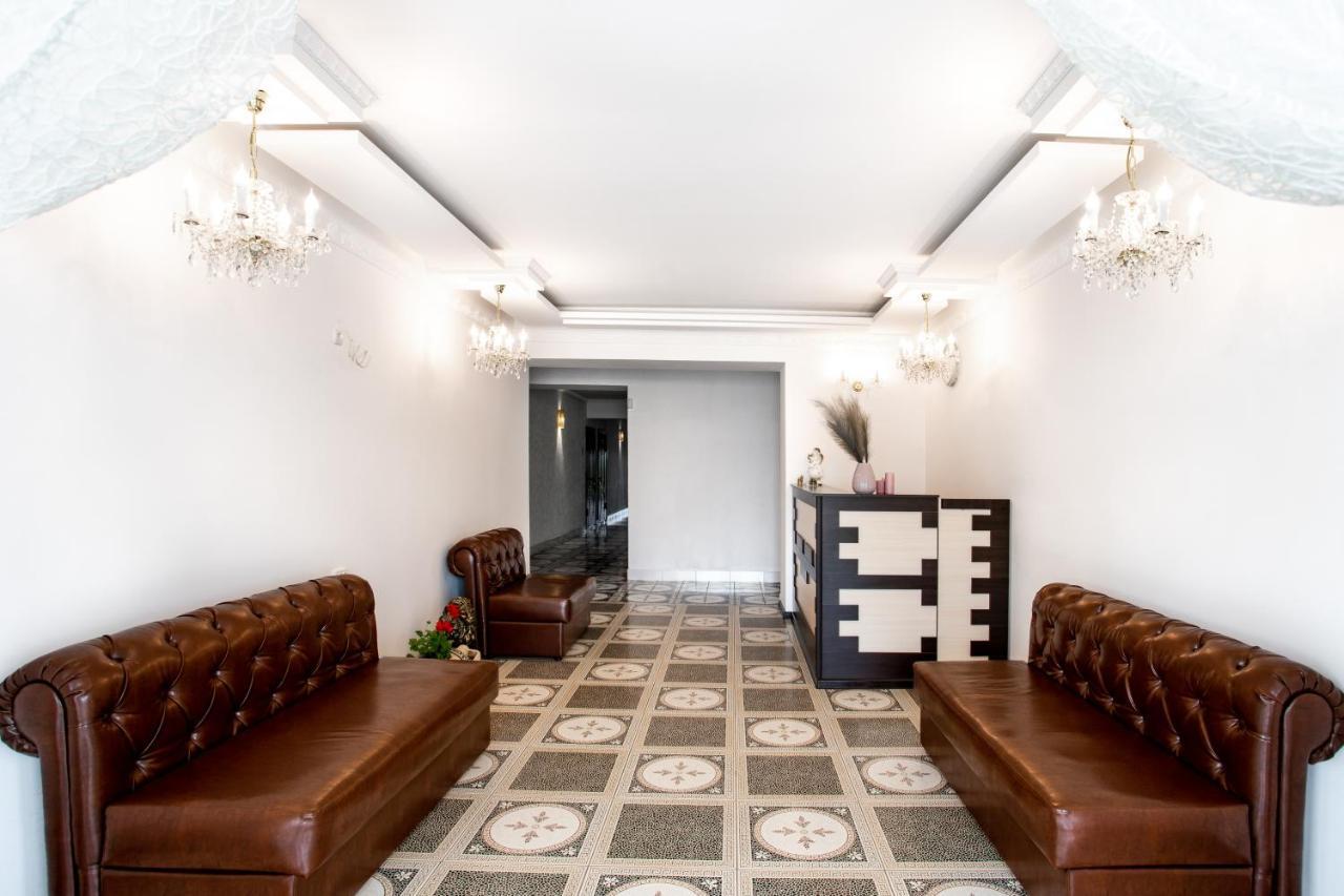 Hôtel Olimp à Zaliznyi Port Extérieur photo
