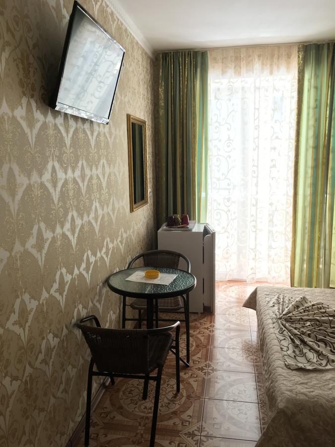 Hôtel Olimp à Zaliznyi Port Extérieur photo